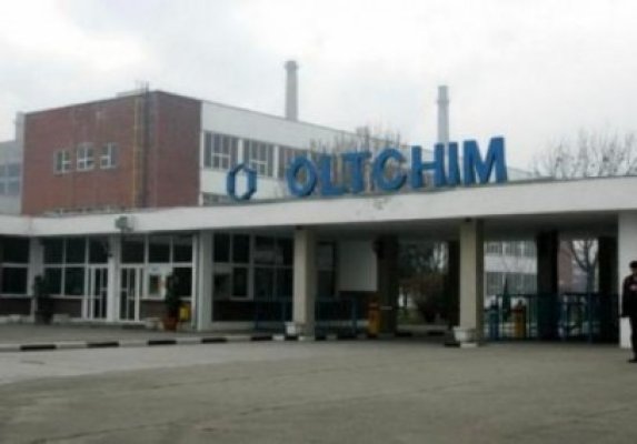 Angajaţii Oltchim au primit salariile restante pentru octombrie, urmează avansurile pentru noiembrie